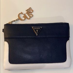 Guess wallet!